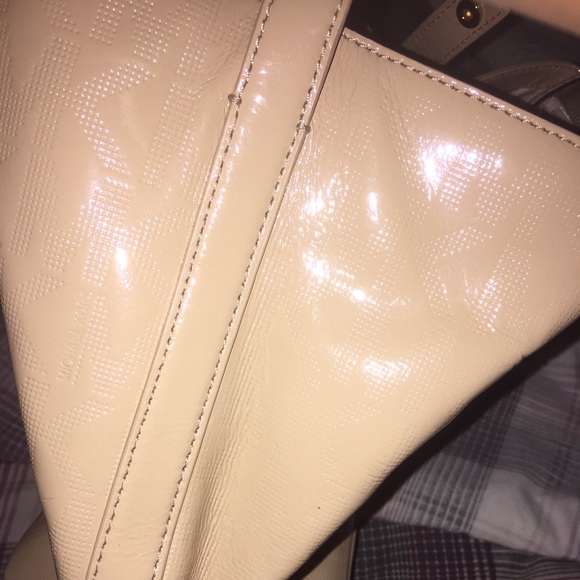 Michael kors tan handbag - Picture 2 of 5